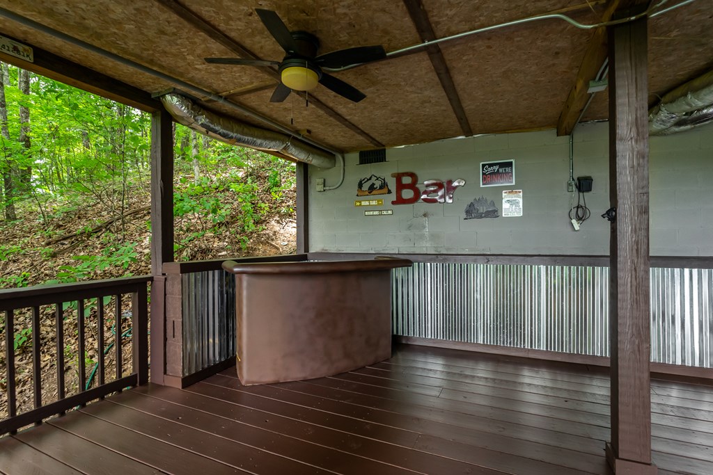 54 Ascherman Court Blue Ridge, GA 30513 - Photo 40 of 48 a very nice looking room with a large window