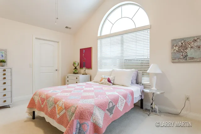 $379,900 | 5331 Mapleside Lane Southwest, Wyoming, MI 49418