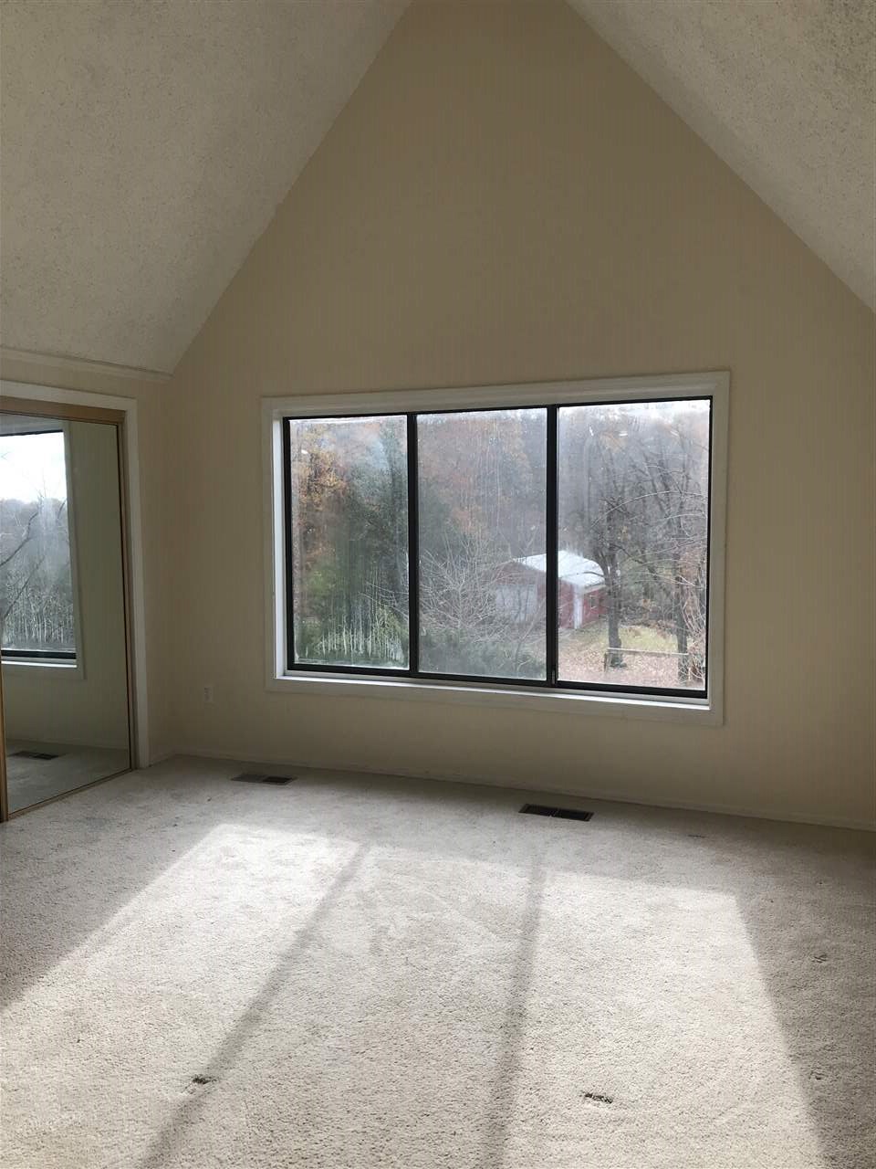 11250 Foley Road Fenton, MI 48430 - Photo 31 of 40 50001443-30.JPG