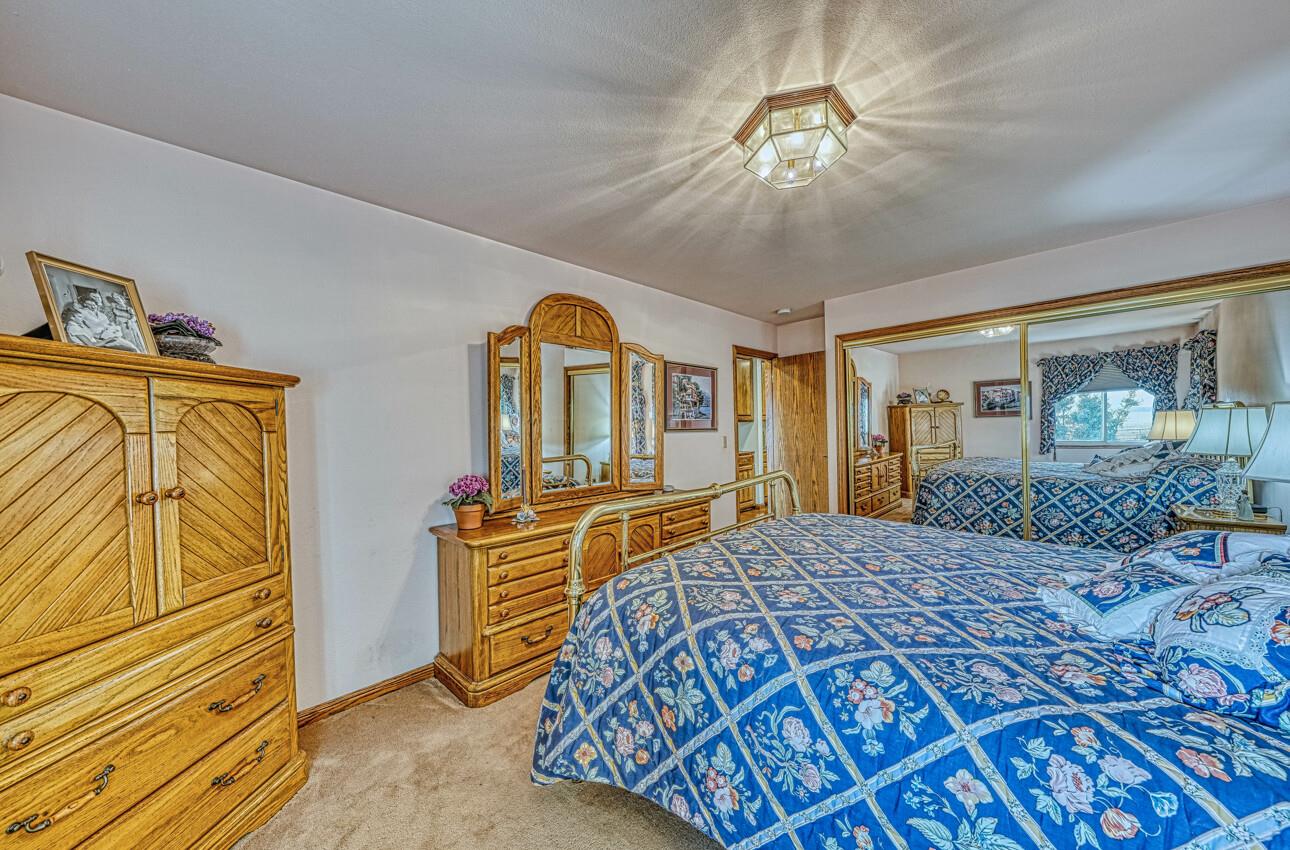 10759 Country Meadows Road Salinas, CA 93907 - Photo 32 of 65 Gallery Image 32