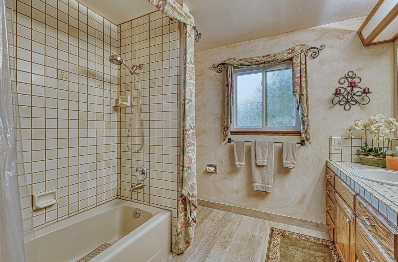 10759 Country Meadows Road Salinas, CA 93907 - Photo 36 of 65 Gallery Image 36