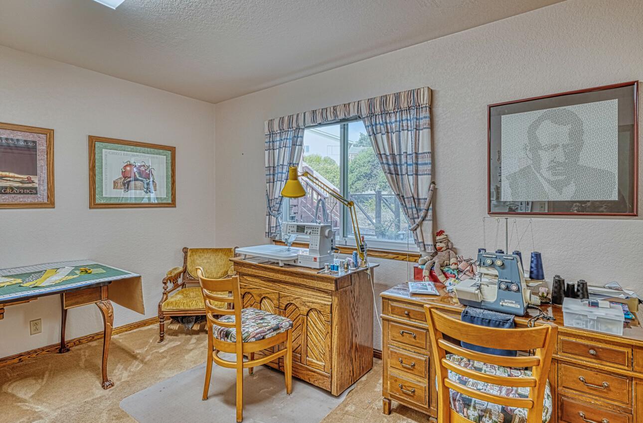 10759 Country Meadows Road Salinas, CA 93907 - Photo 41 of 65 Gallery Image 41