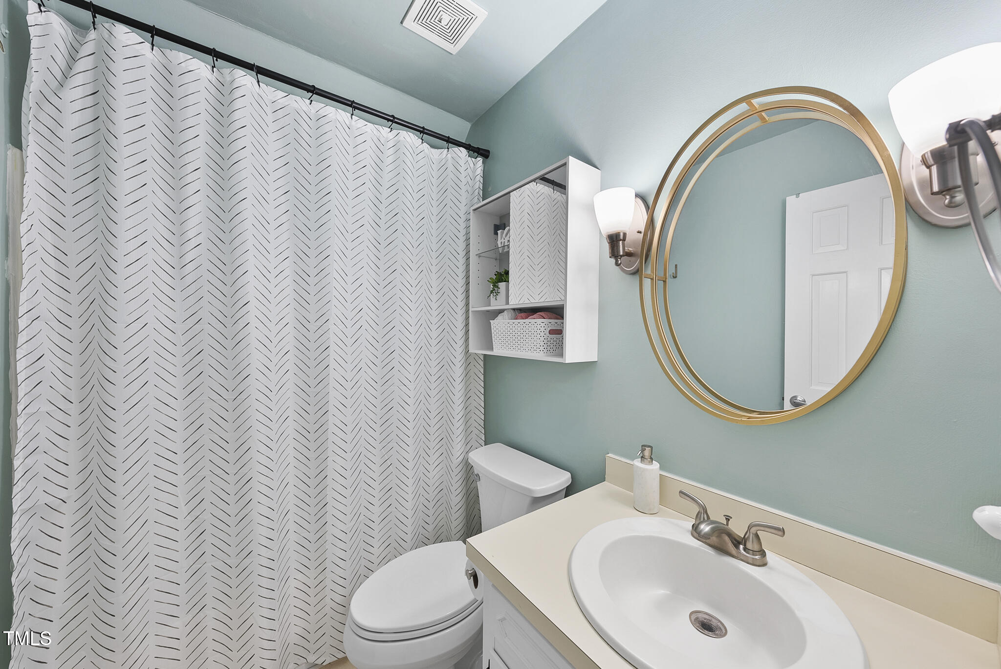 3200 Flintshire Road Raleigh, NC 27604 - Photo 19 of 26 Bathroom
