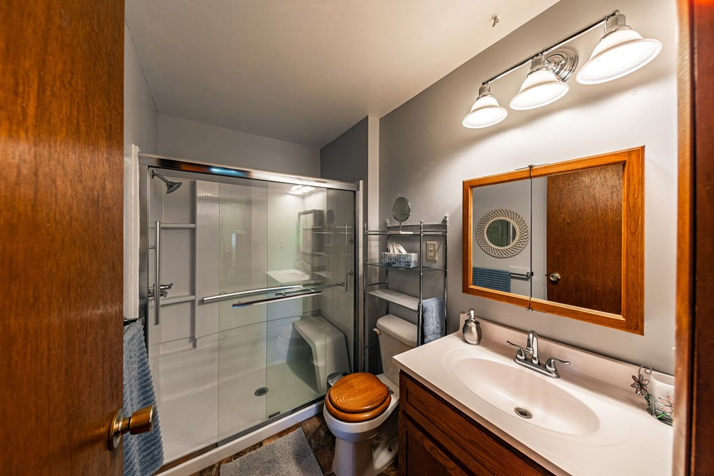 124 Keith Road Vermontville, NY 12989 - Photo 19 of 27 Gallery Image 19