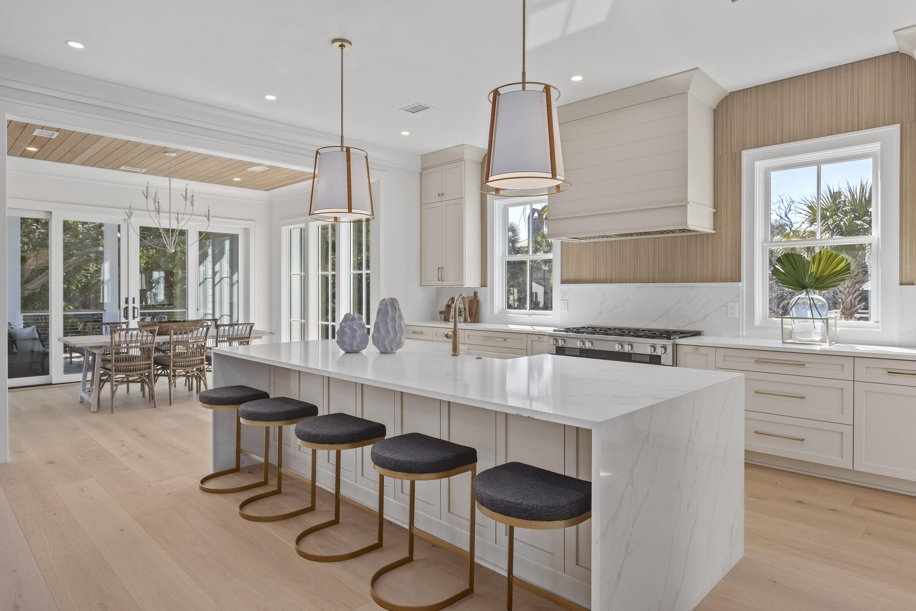 2923 Middle Street Sullivans Island, SC 29482 - Photo 11 of 65 Kitchen & Dining