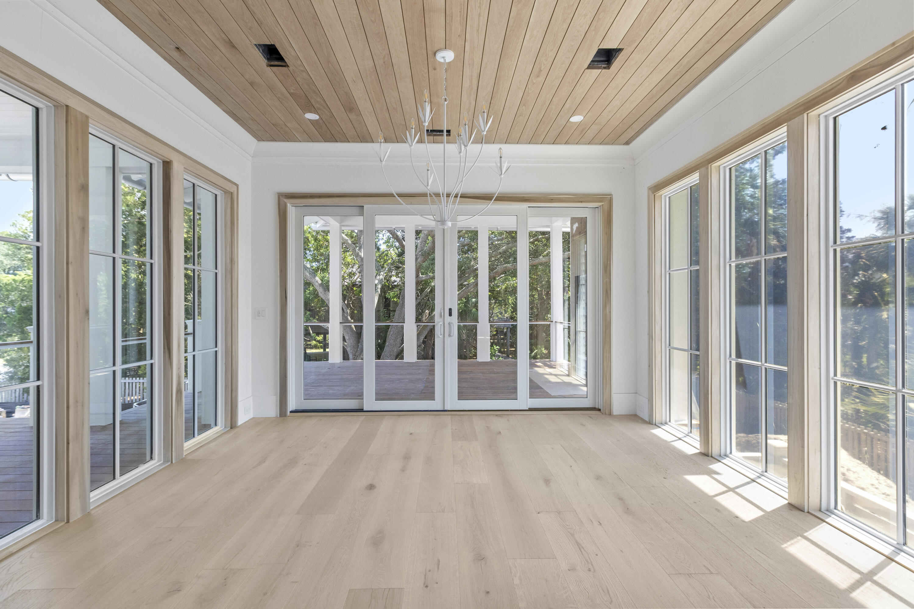 2923 Middle Street Sullivans Island, SC 29482 - Photo 12 of 27 Dining Room