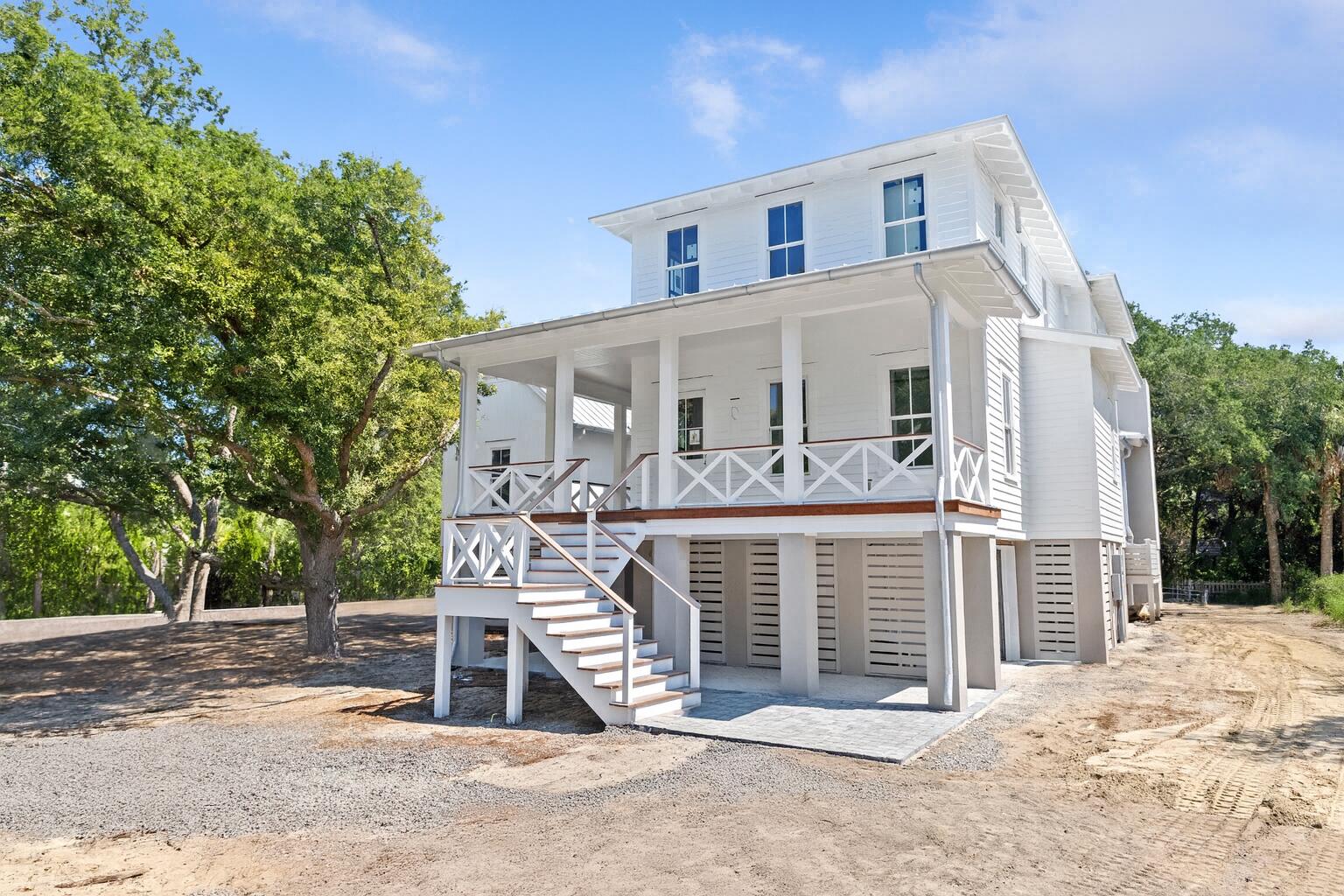 2923 Middle Street Sullivans Island, SC 29482 - Photo 3 of 27 2923 Middle St Sullivans Island