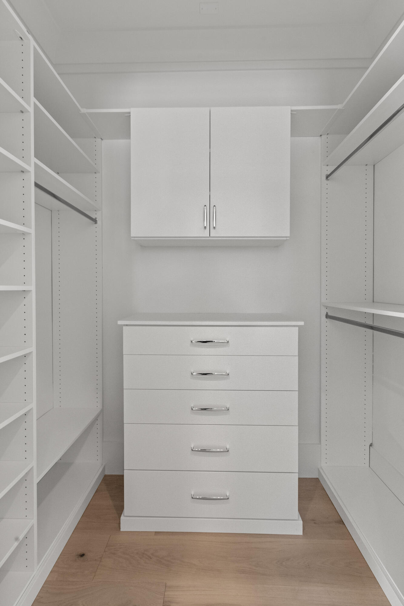 2923 Middle Street Sullivans Island, SC 29482 - Photo 32 of 65 Dual Closets