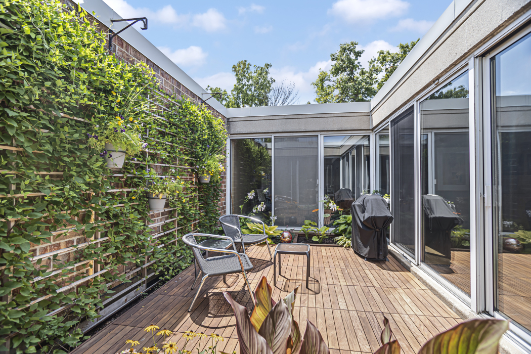 1739 Seton Road Northbrook, IL 60062 - Photo 24 of 31 a view of balcony with furniture