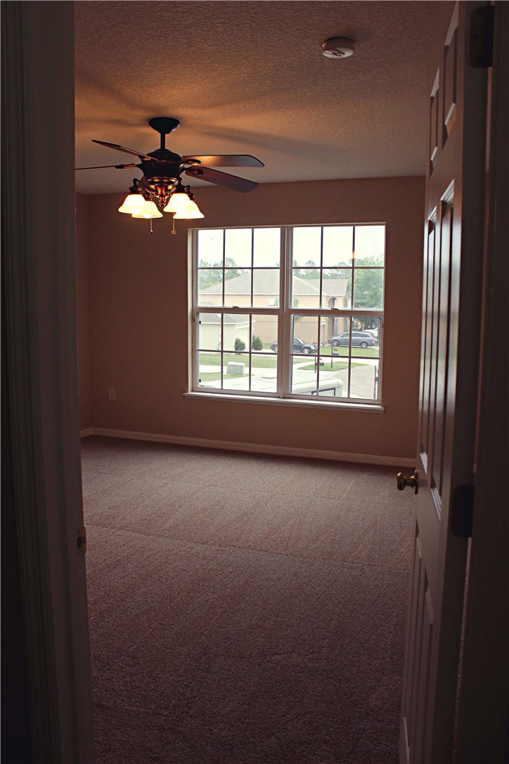76385 Longleaf Loop Yulee, FL 32097 - Photo 13 of 33 Gallery Image 13