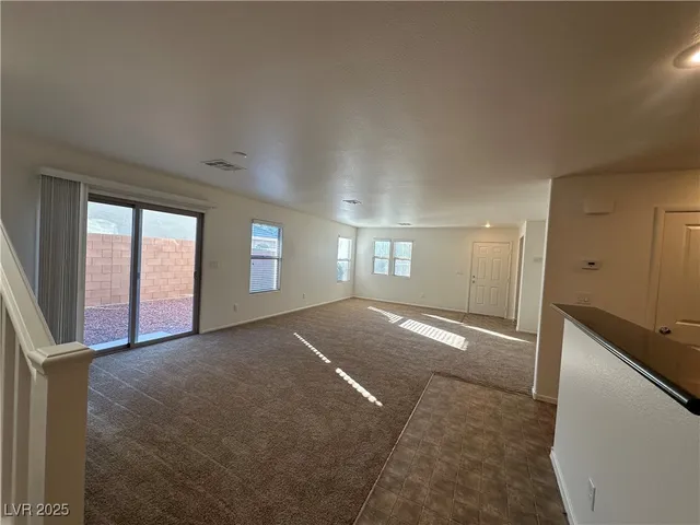$1,800 | 10719 Azure Ocean Avenue, Las Vegas, NV 89166