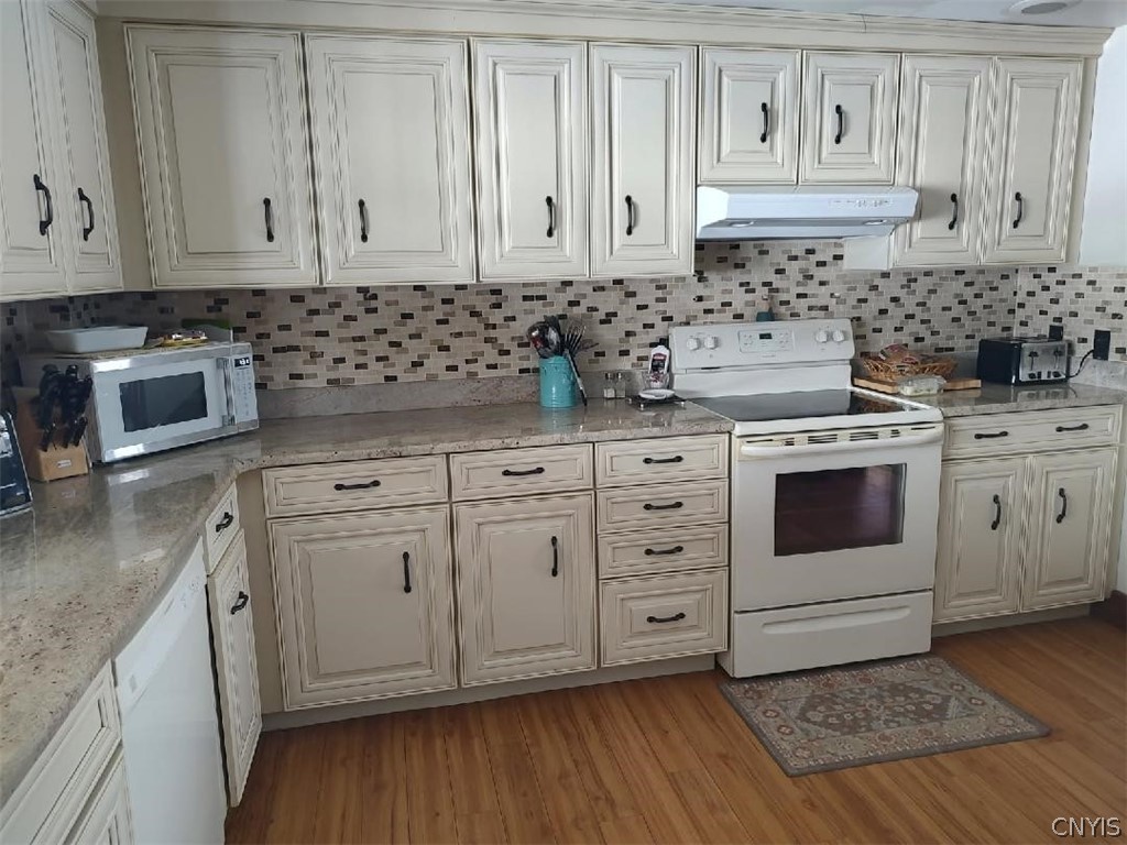 8022 West Leyden Road Boonville, NY 13309 - Photo 4 of 48 Wood cabinetrs with Granite counters