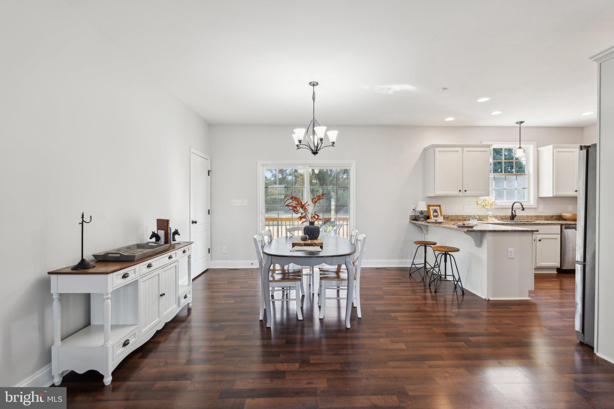7200 Morris Road Spotsylvania, VA 22551 - Photo 8 of 54 Dining area