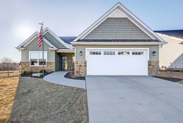 $475,000 | 6210 College Avenue, Davenport, IA 52807