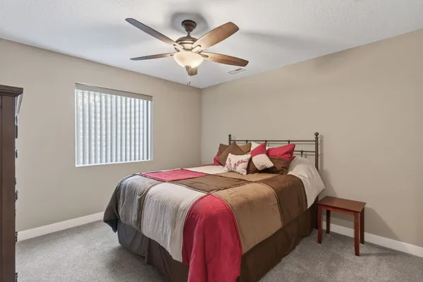 $469,900 | 6210 College Avenue, Davenport, IA 52807