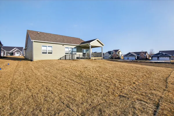 $469,900 | 6210 College Avenue, Davenport, IA 52807