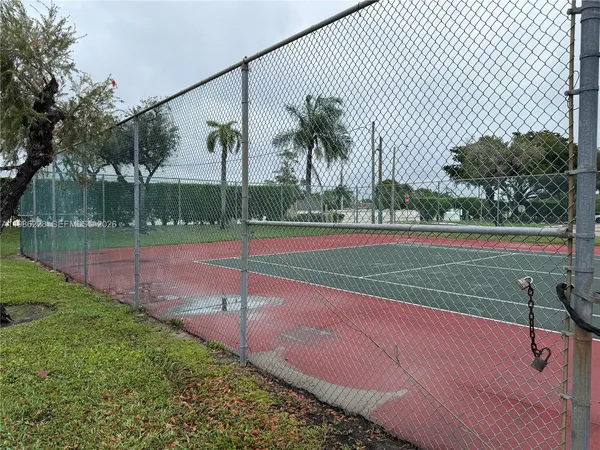 $135,000 | Tamarac Gardens Condominiums, Tamarac, FL 33321