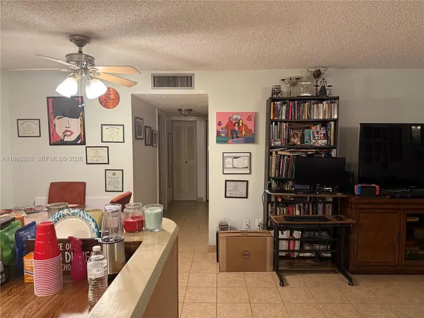 $135,000 | Tamarac Gardens Condominiums, Tamarac, FL 33321