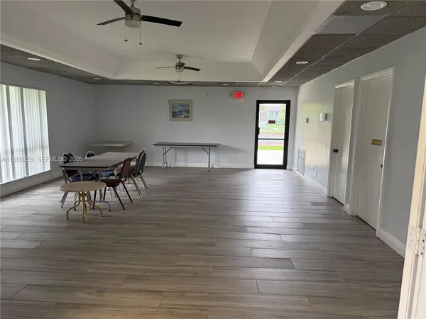 $135,000 | Tamarac Gardens Condominiums, Tamarac, FL 33321