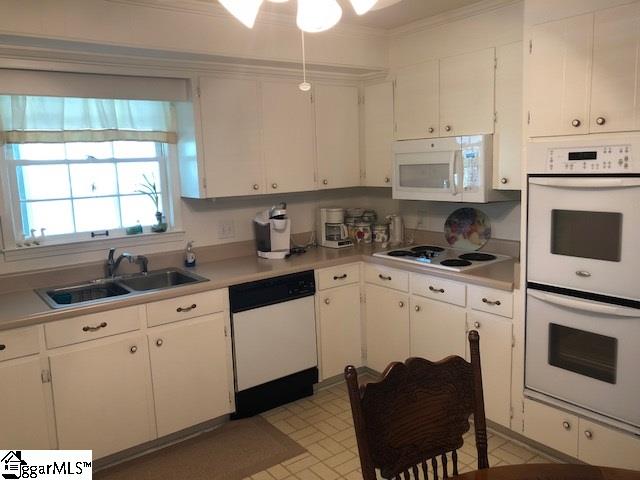 108 Lemon Tree Trail Laurens, SC 29360 - Photo 6 of 24 Gallery Image 6