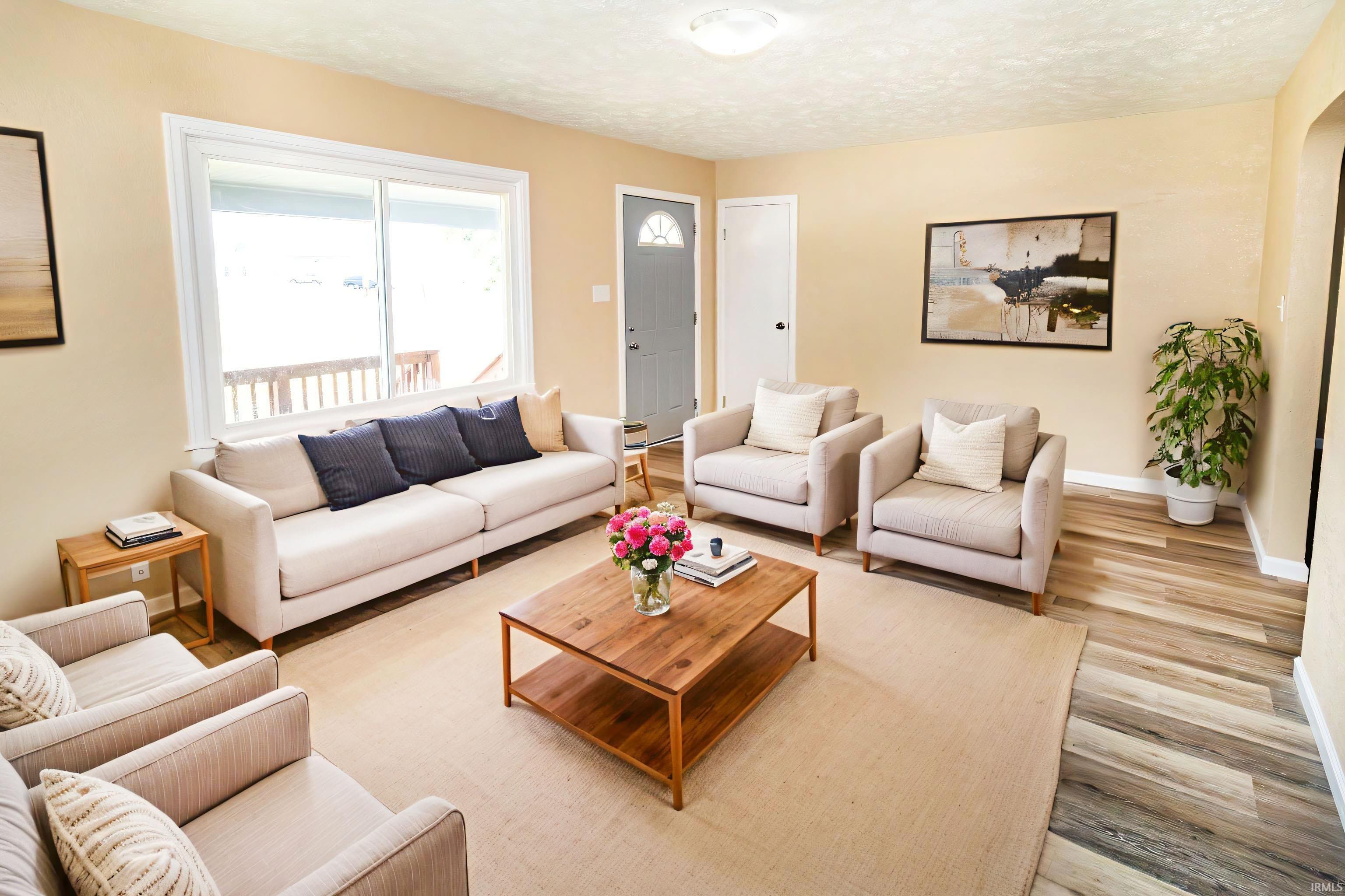 2500 Colonial Gardens Road Evansville, IN 47715 - Photo 4 of 29