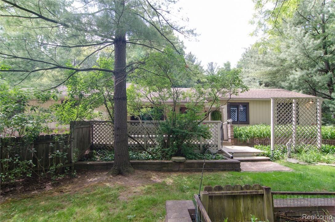 40005 Koppernick Road Canton, MI 48187 - Photo 39 of 45 GRU_5303.jpg