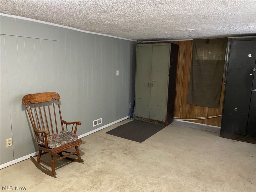 1605 Eastern Road Barberton, OH 44203 - Photo 16 of 35 Gallery Image 16