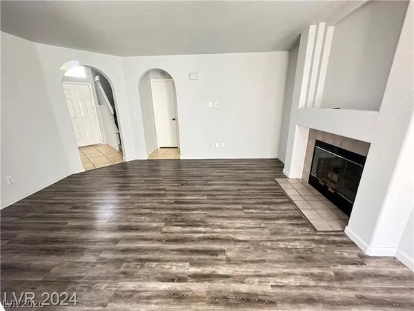 $2,350 | 9253 Magic Flower Avenue, Las Vegas, NV 89134