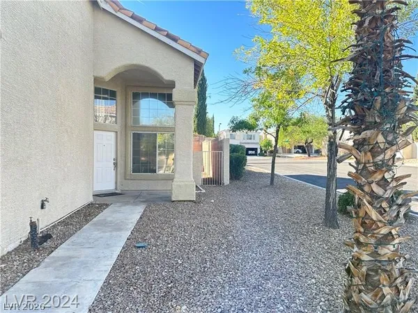 $2,350 | 9253 Magic Flower Avenue, Las Vegas, NV 89134