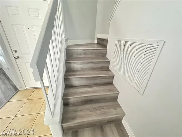 $2,350 | 9253 Magic Flower Avenue, Las Vegas, NV 89134