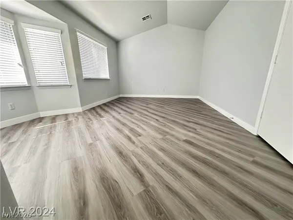 $2,350 | 9253 Magic Flower Avenue, Las Vegas, NV 89134