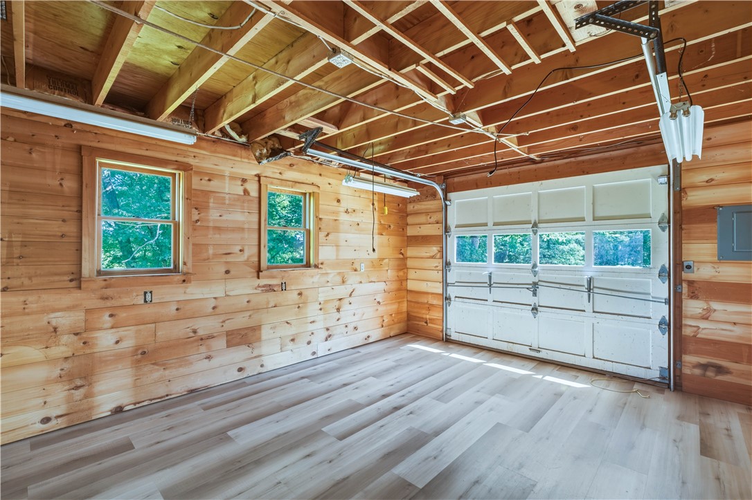 3 Sundale Road Cranston, RI 02921 - Photo 39 of 50