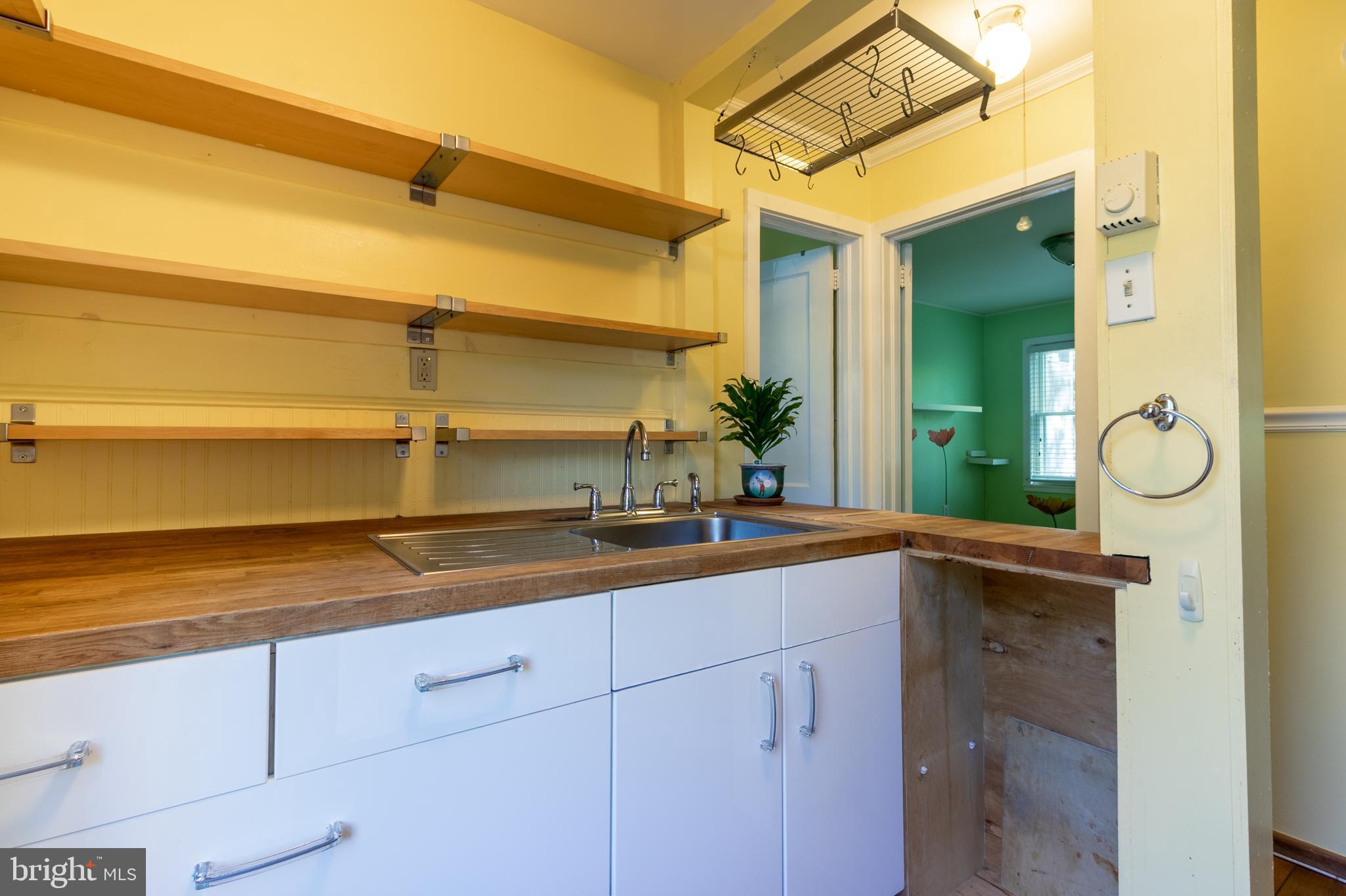 69 Ridge Road Greenbelt, MD 20770 - Photo 7 of 13 Kitchen