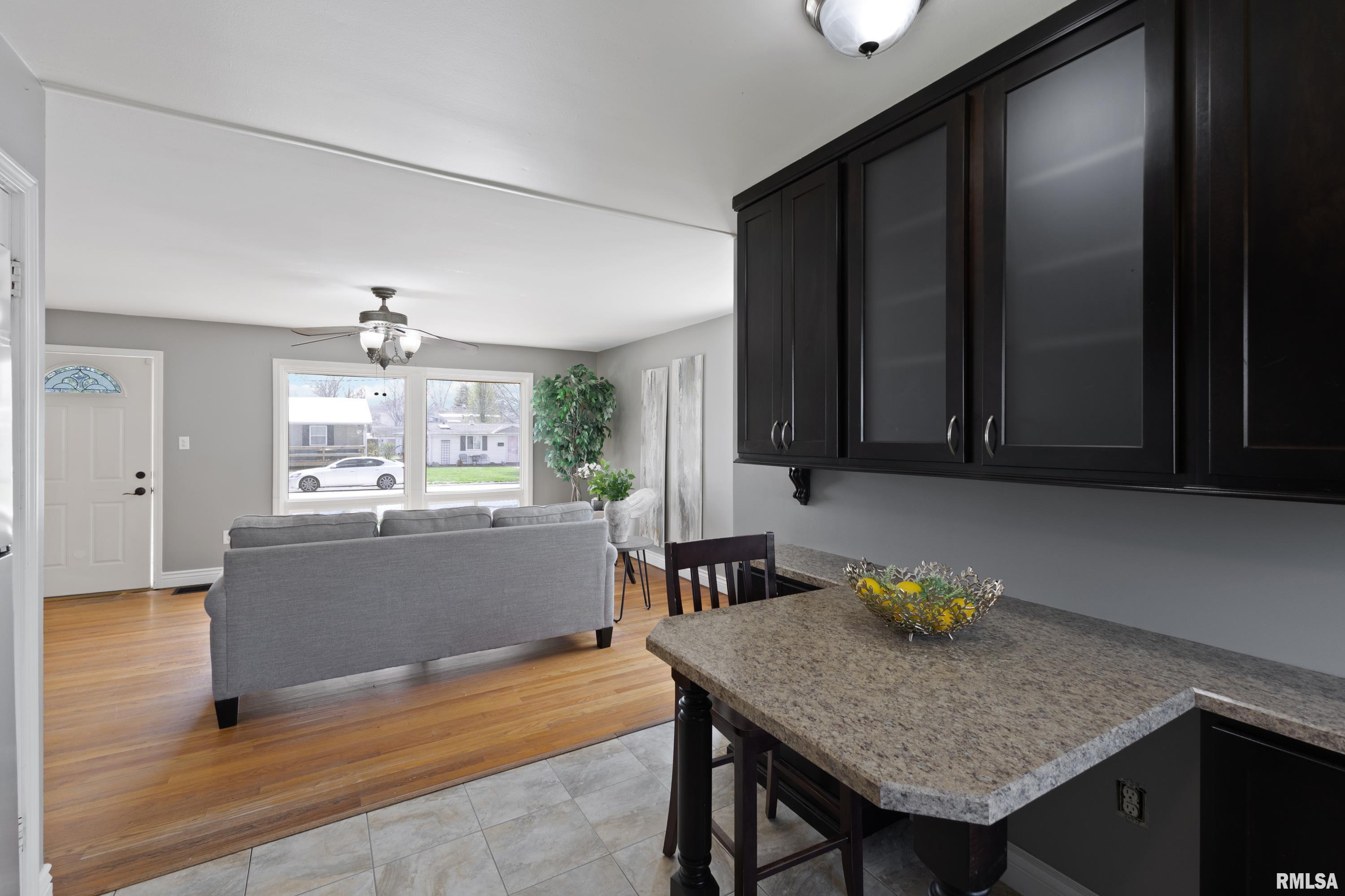 2023 Maple Street Quincy, IL 62301 - Photo 11 of 17