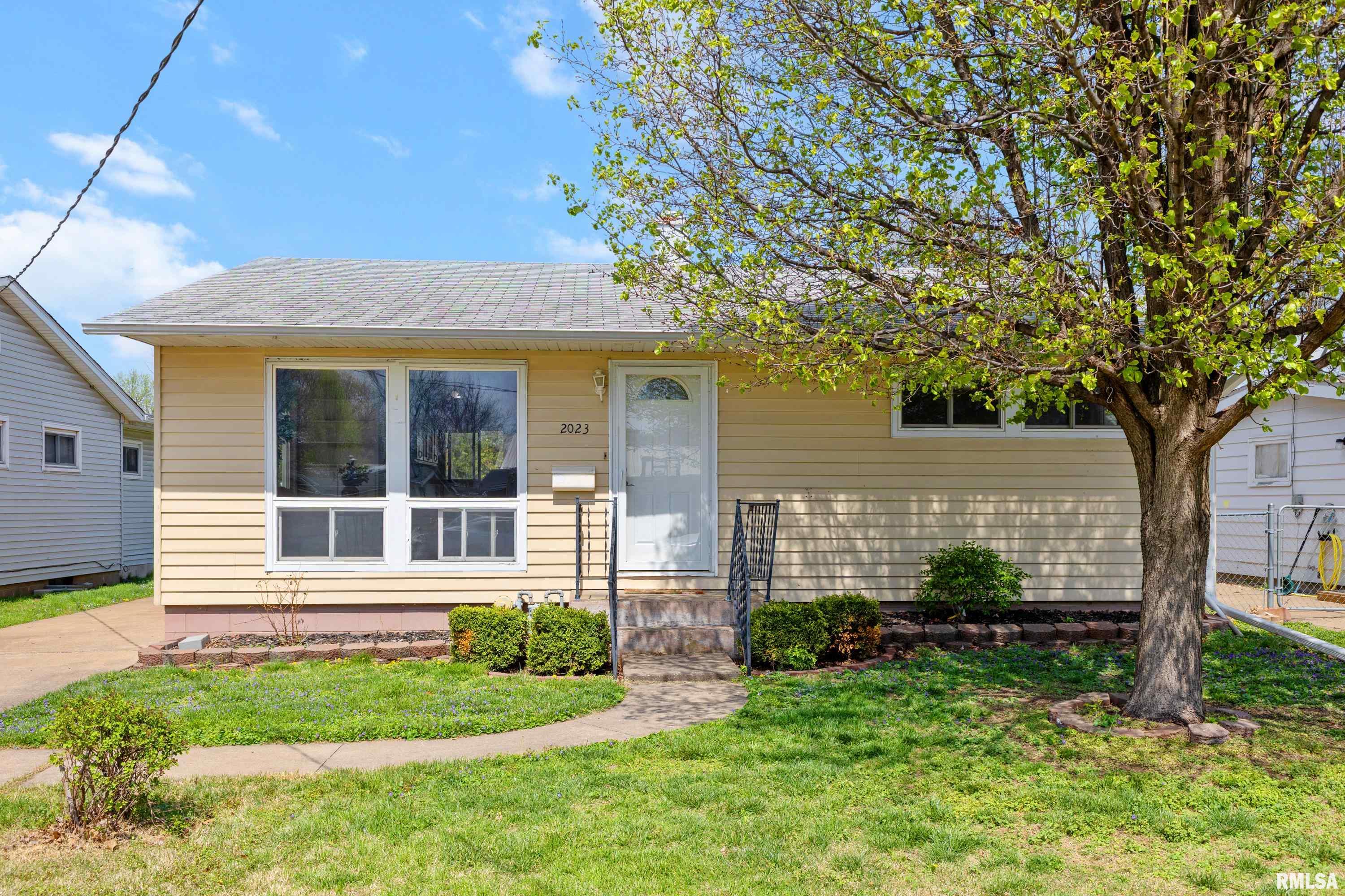 2023 Maple Street Quincy, IL 62301 - Photo 15 of 17