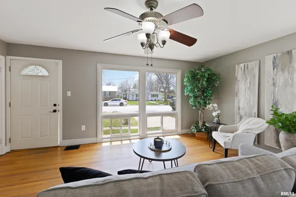 $148,500 | 2023 Maple Street, Quincy, IL 62301