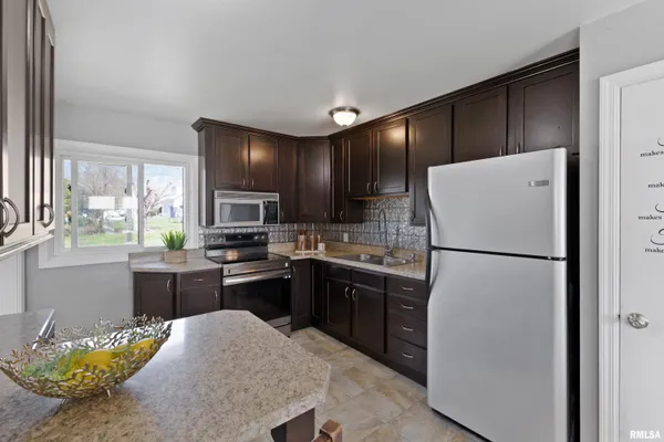 $148,500 | 2023 Maple Street, Quincy, IL 62301