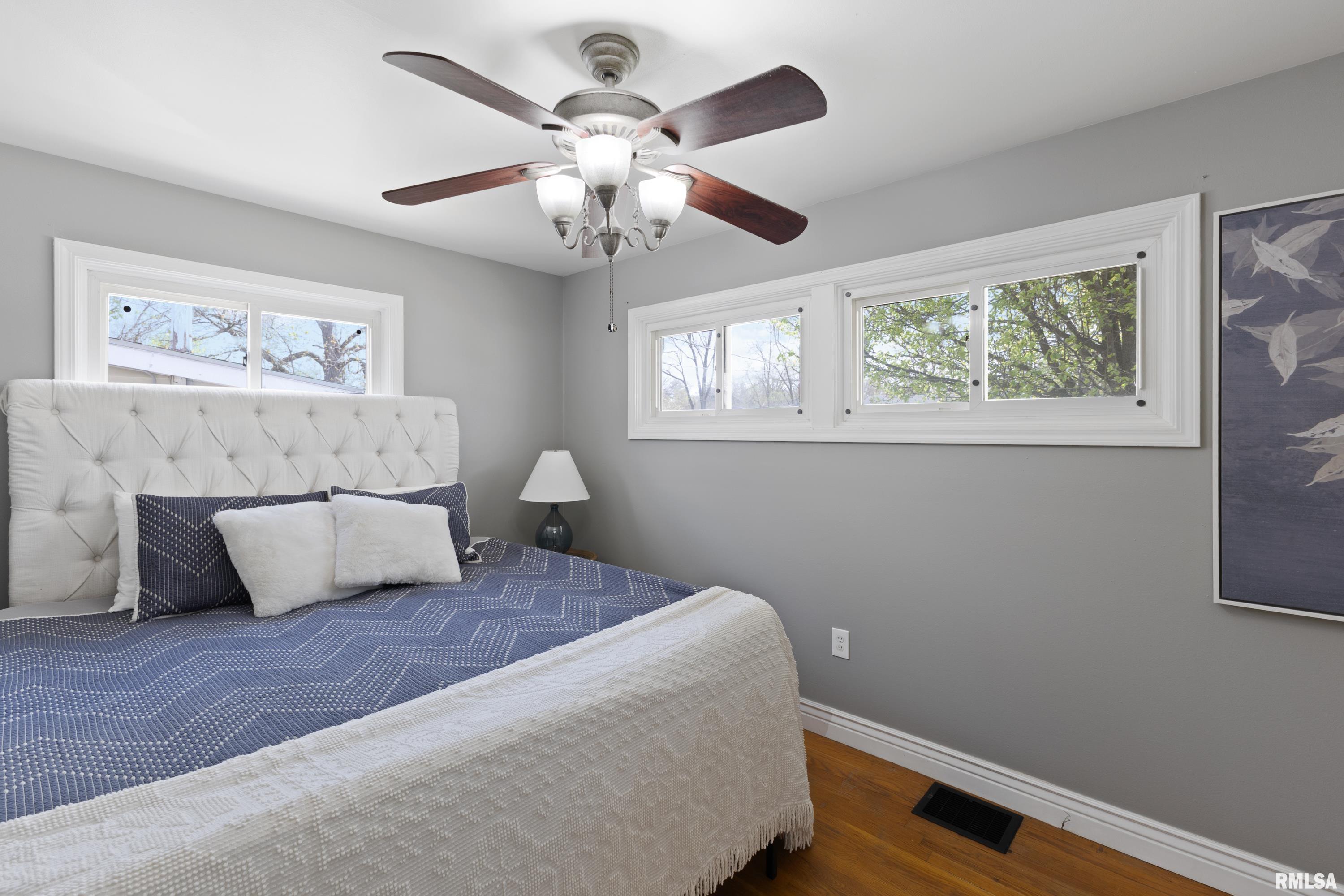 2023 Maple Street Quincy, IL 62301 - Photo 8 of 17