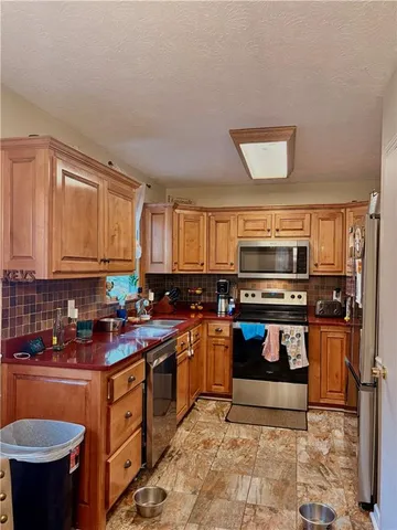 $2,500 | 3842 Skyline Drive, Gainesville, GA 30501