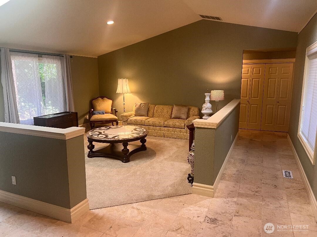 9222 South 198th Street Renton, WA 98055 - Photo 8 of 35 Gallery Image 8