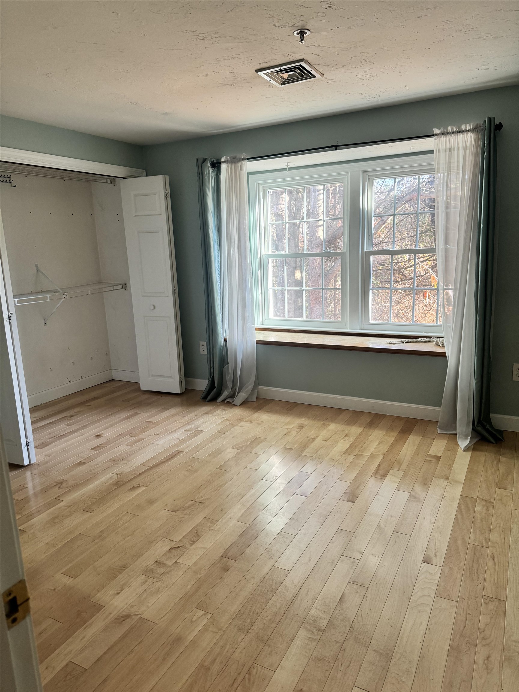 45 Bridle Path Dover, NH 03820 - Photo 13 of 15