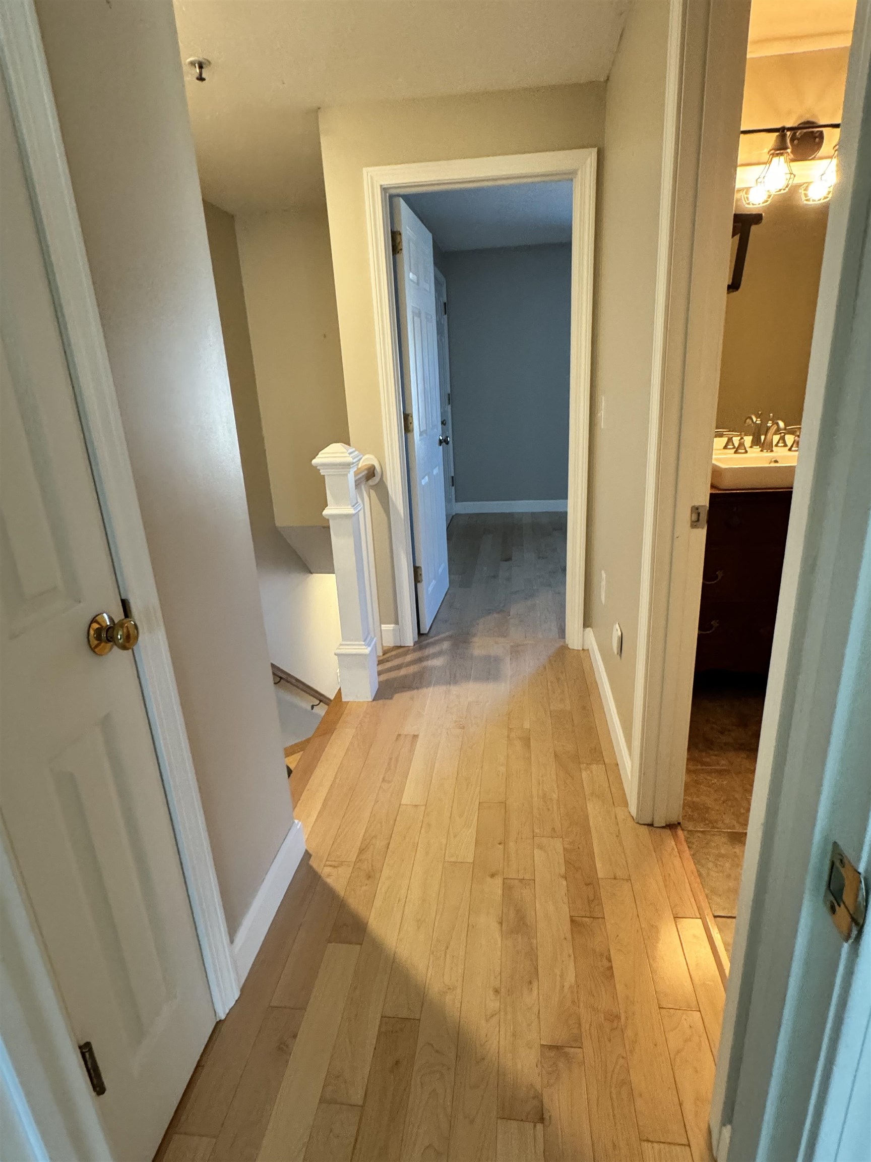 45 Bridle Path Dover, NH 03820 - Photo 3 of 15