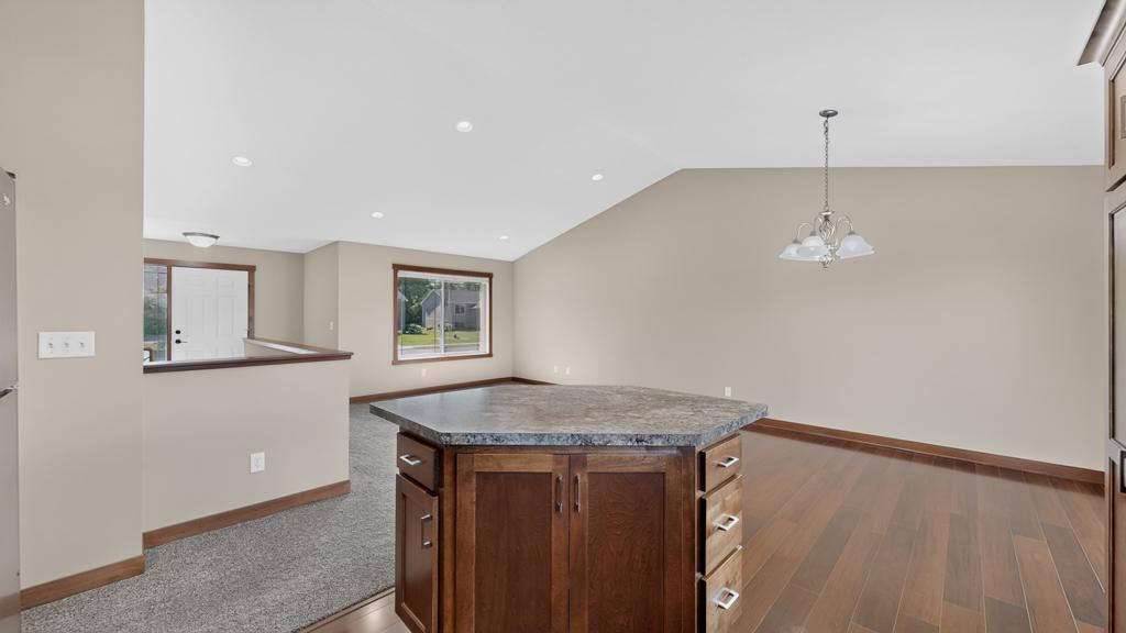 4998 55th Avenue Northwest Rochester, MN 55901 - Photo 14 of 39