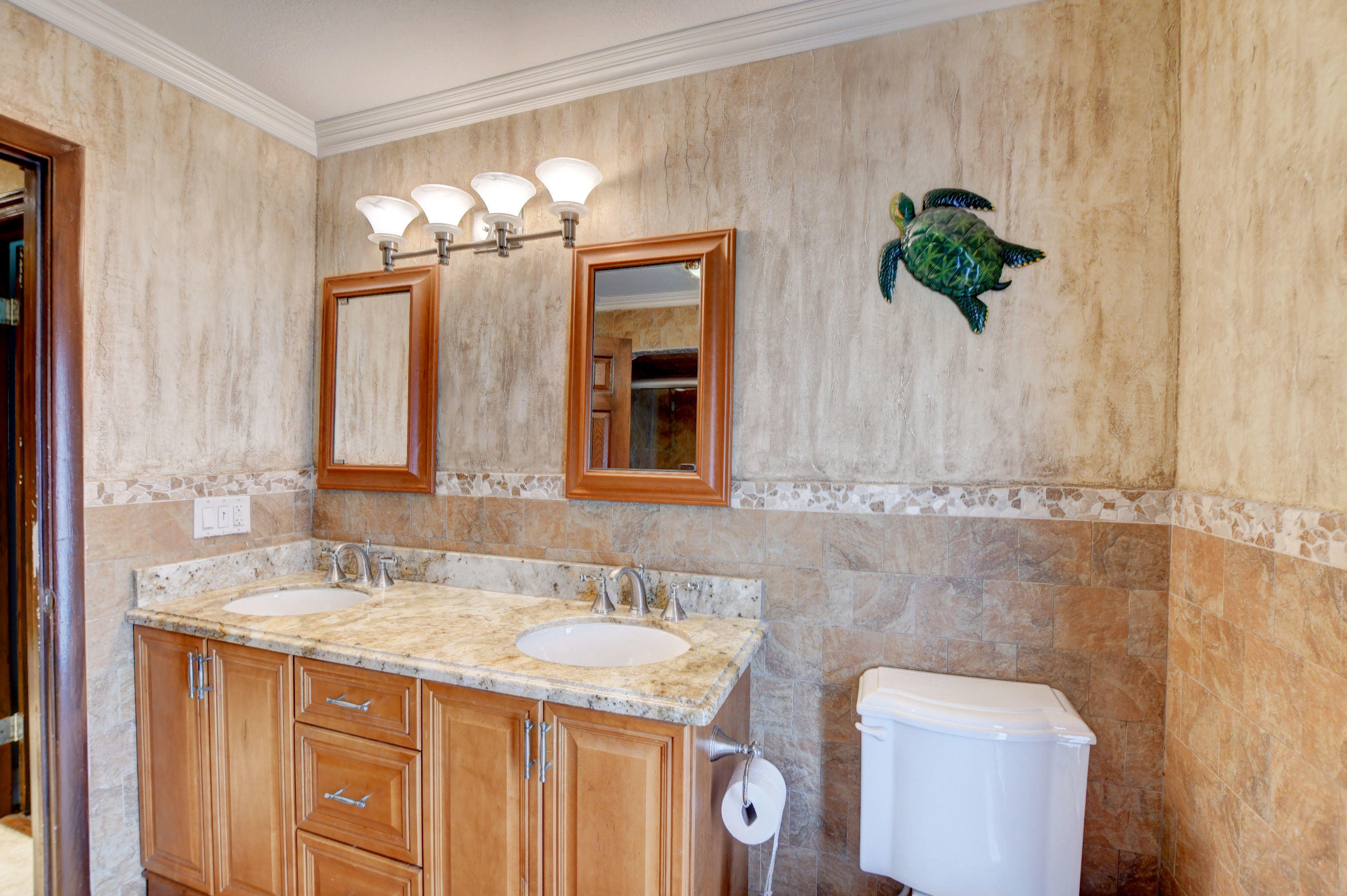 11301 Timber Lodge Terrace Boca Raton, FL 33428 - Photo 21 of 58 Full bathroom