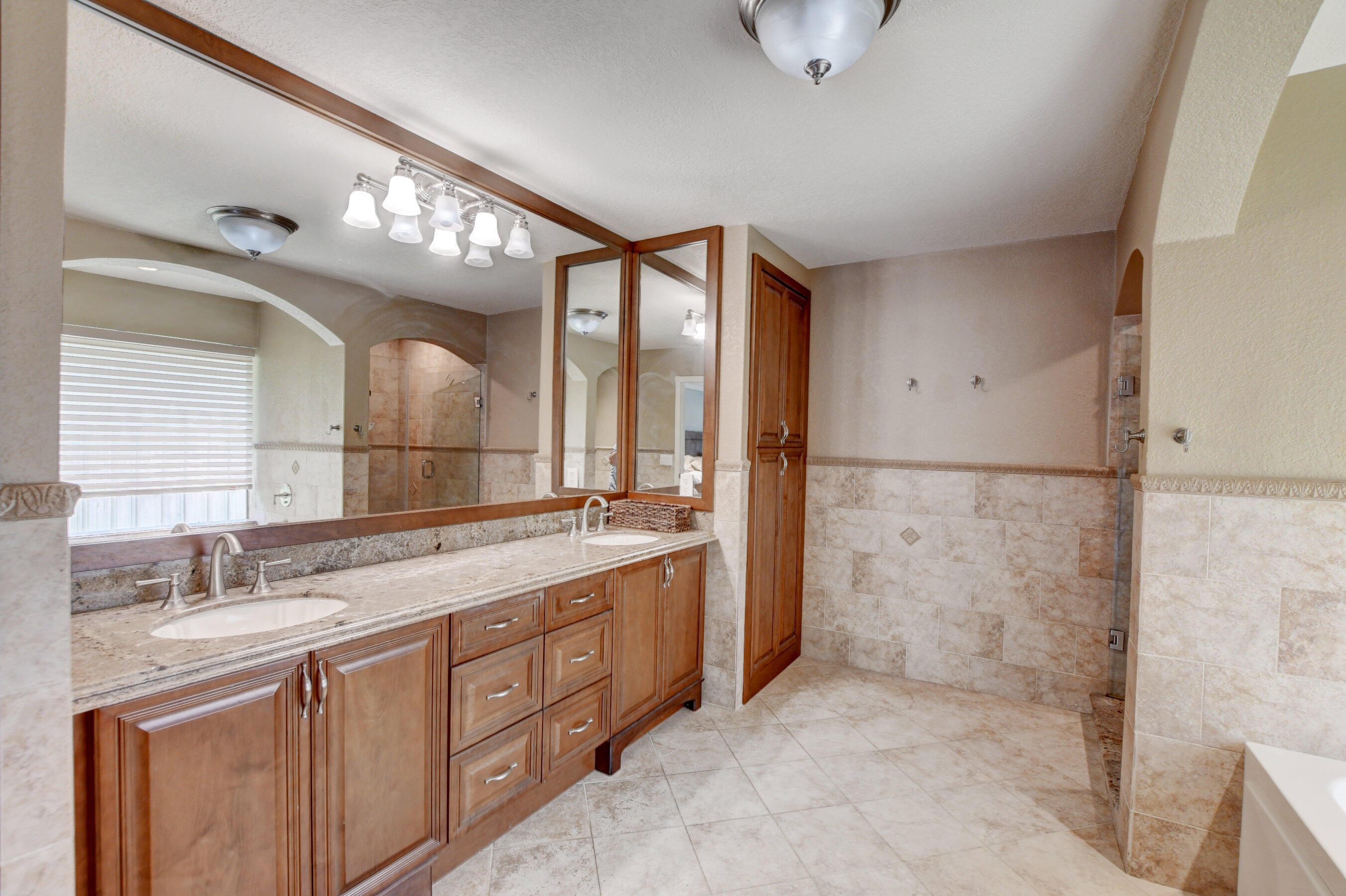 11301 Timber Lodge Terrace Boca Raton, FL 33428 - Photo 27 of 58 master bathroom