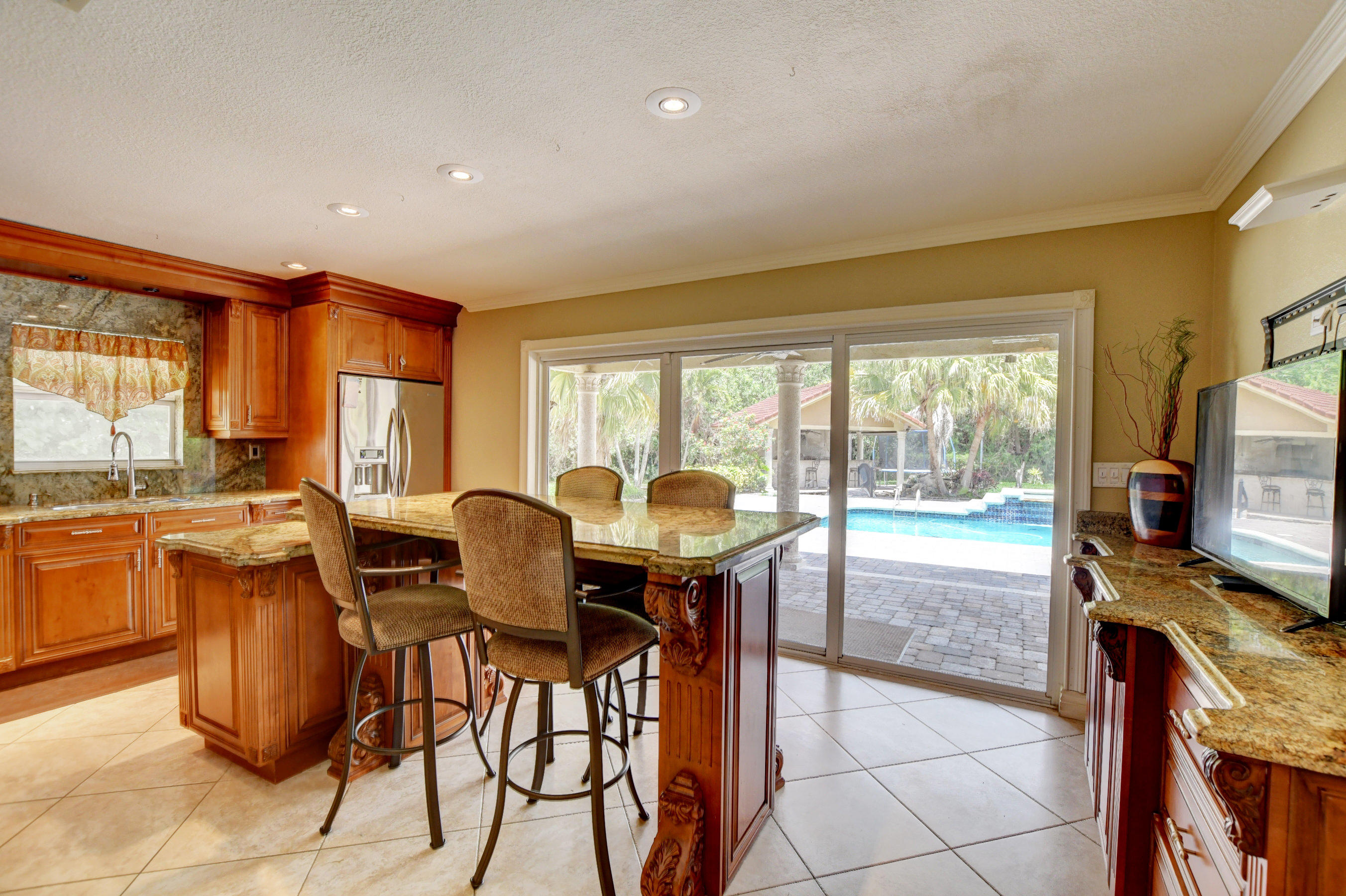 11301 Timber Lodge Terrace Boca Raton, FL 33428 - Photo 9 of 58 kitchen