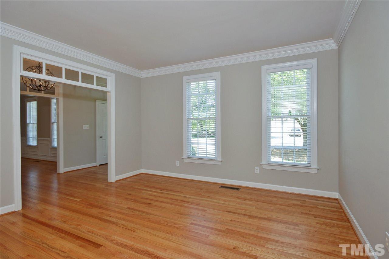 7633 Wilderness Road Raleigh, NC 27613 - Photo 4 of 25