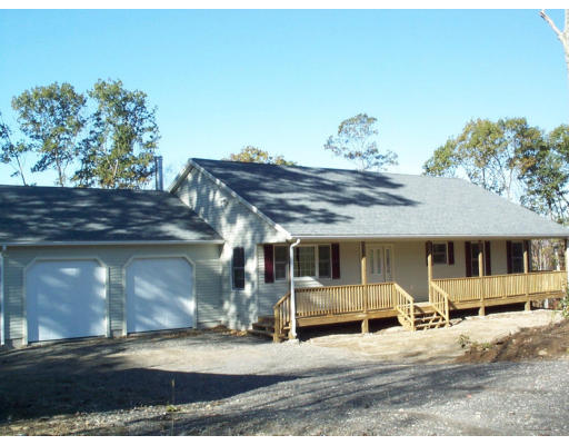 Lot 9 Shaw Road Wales, MA 01081 - Photo 1 of 13 a view of a parking area