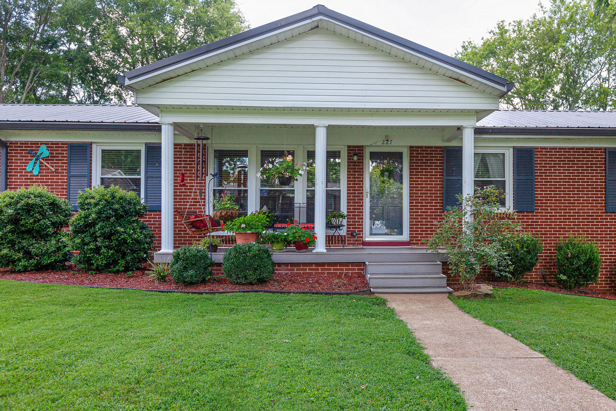 227 Stonewall Road Columbia, TN 38401 - Photo 1 of 28 Gallery Image 1