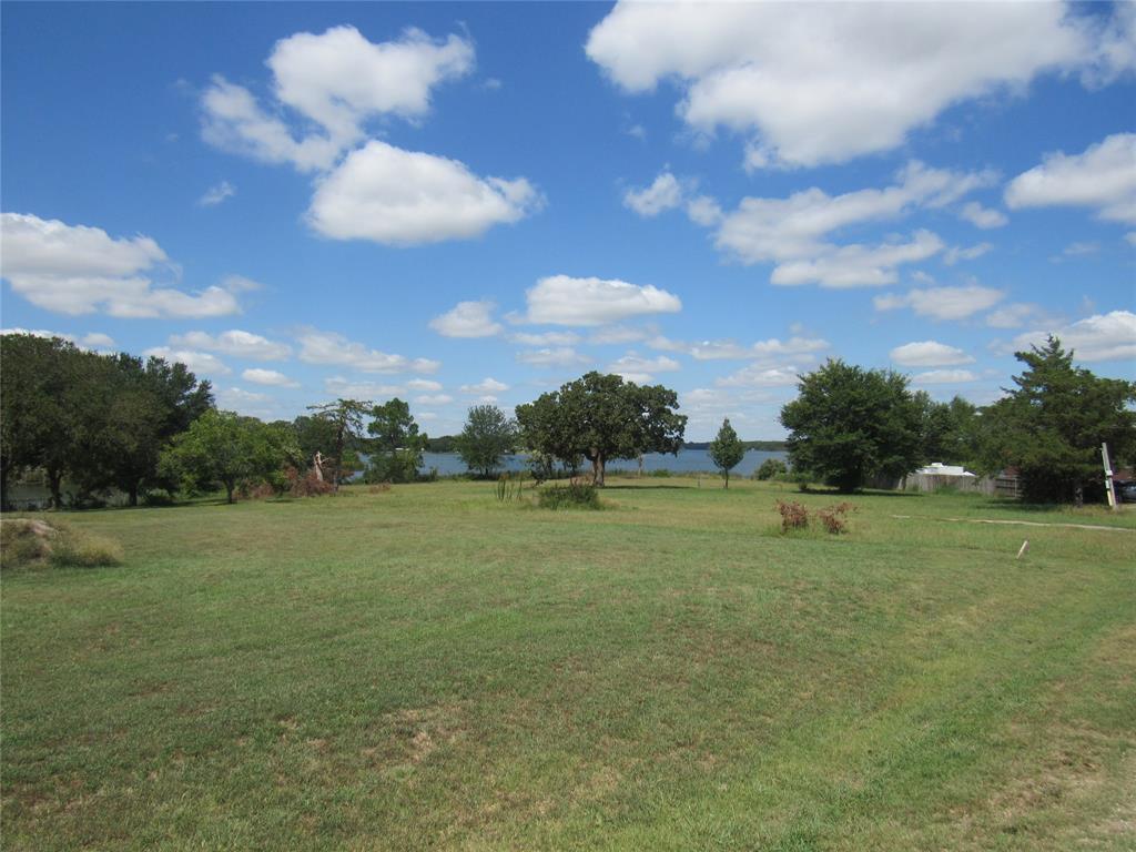 7305 Lakeview Drive Bonham, TX 75418 - Photo 6 of 19 a view of an outdoor space and yard